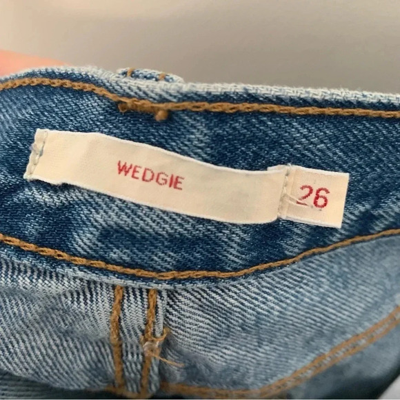 Levi's  Womens Wedgie Icon Fit 26 - Picture 4 of 14